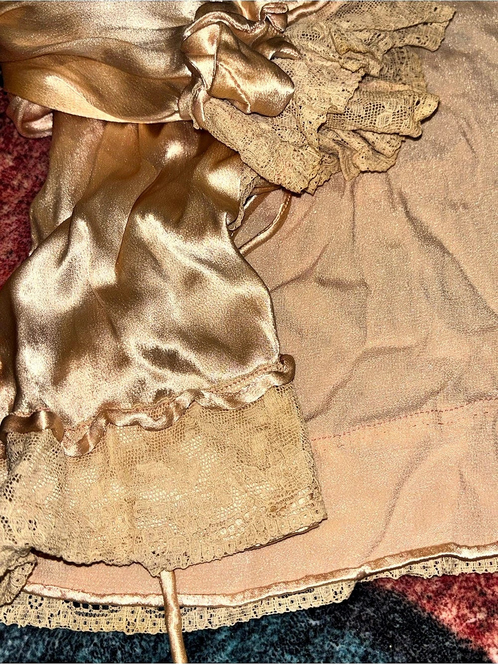 Vintage Silk Satin Bed Jacket Ivory Lace Ruffle Bow Tie Boudoir Lingerie Antique - Picture 8 of 9